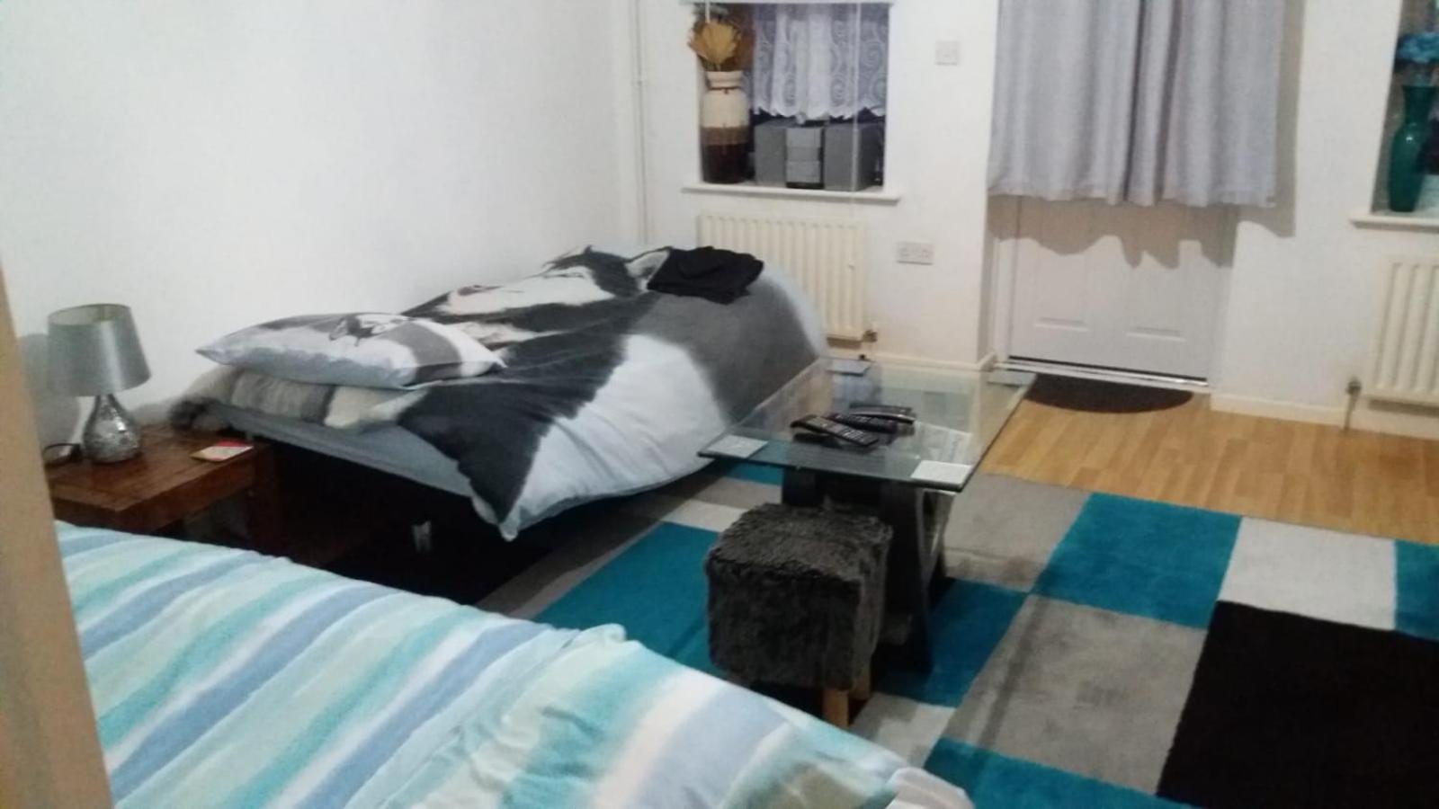 Spacious Double Room Located Within Walking Distance To Seaside And Town Дувр Екстер'єр фото